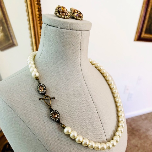 Vintage Ornate Deco Pearl Necklace & Rhinestone Crystal Earrings - Picture 12 of 16